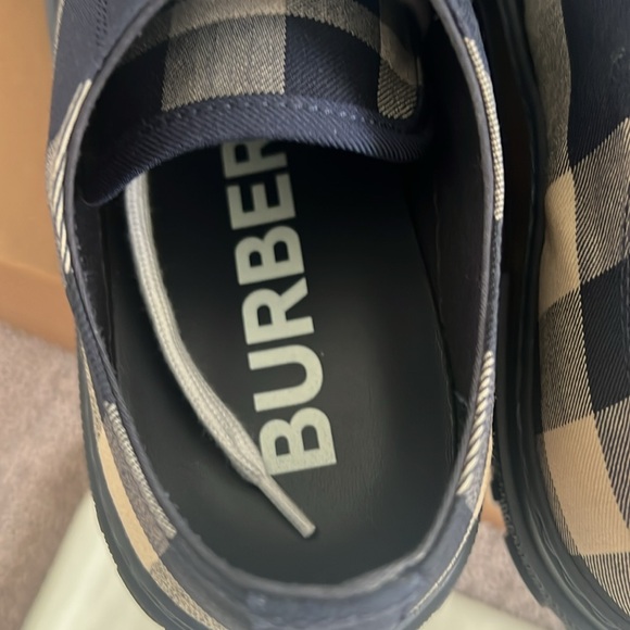 Burberry Jack Check Platform Low Top Sneaker - Picture 12 of 17